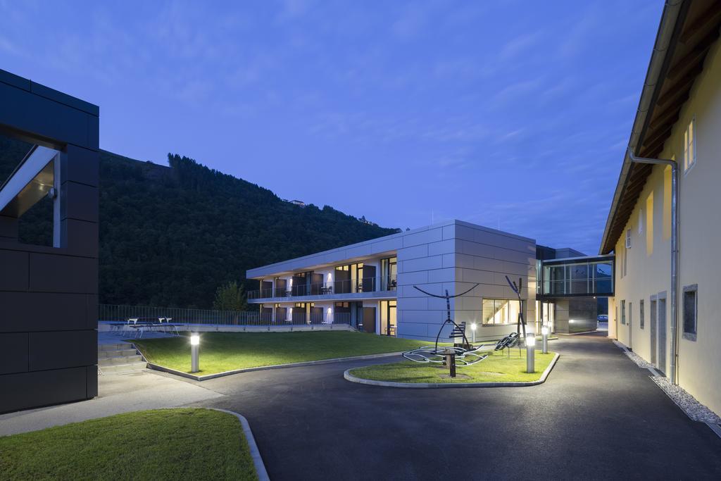 Wesenufer Hotel & Seminarkultur An Der Donau エクステリア 写真