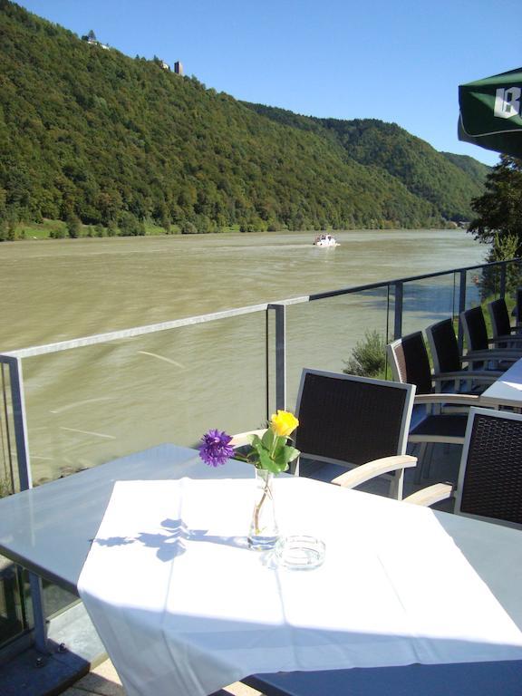 Wesenufer Hotel & Seminarkultur An Der Donau エクステリア 写真